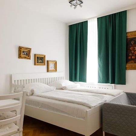 Vienna-Flats Self Check-In Apartman Kültér fotó