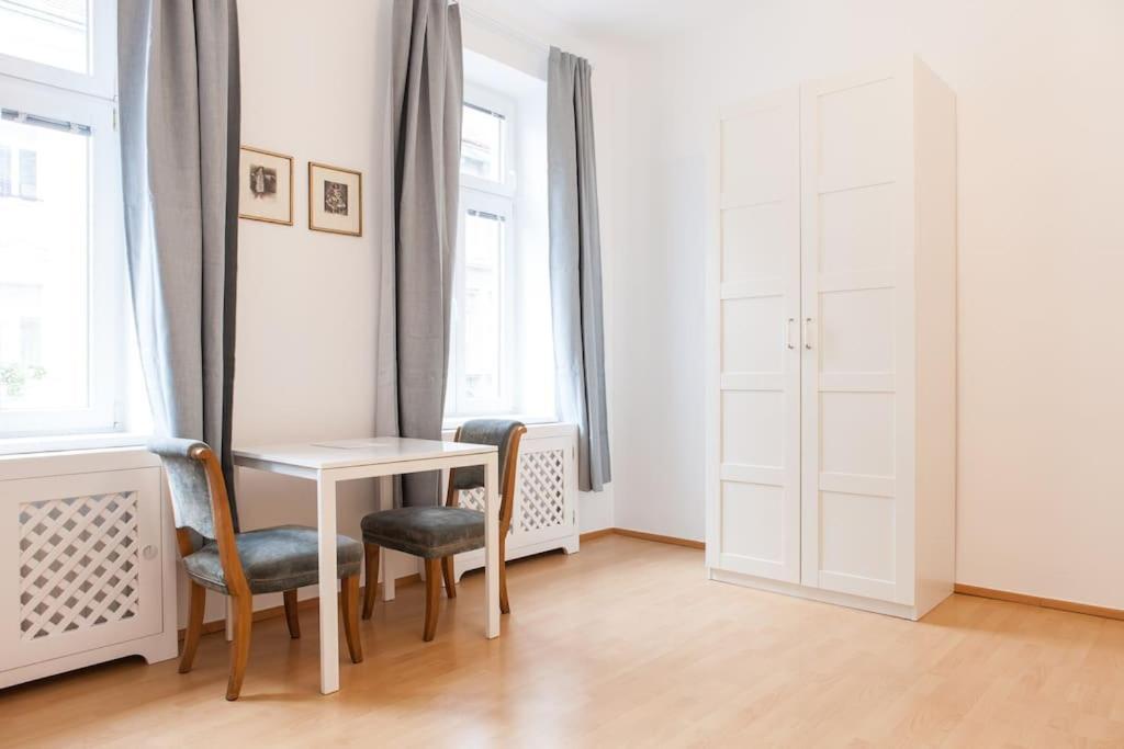 Vienna-Flats Self Check-In Apartman Kültér fotó