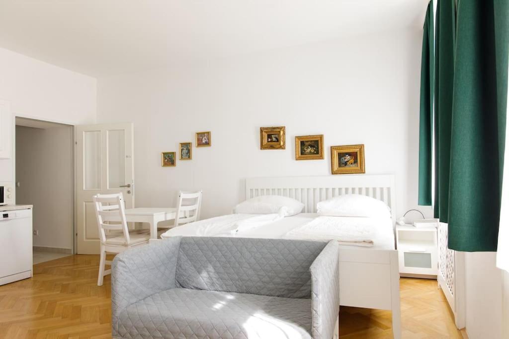 Vienna-Flats Self Check-In Apartman Kültér fotó