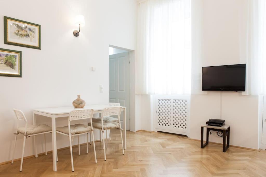Vienna-Flats Self Check-In Apartman Kültér fotó