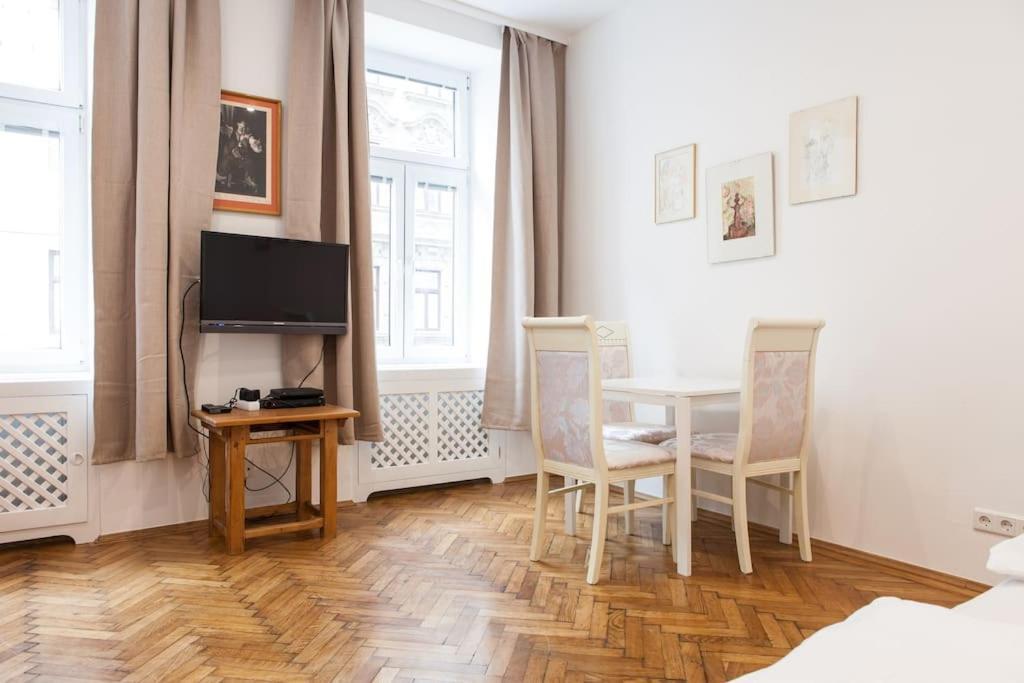 Vienna-Flats Self Check-In Apartman Kültér fotó