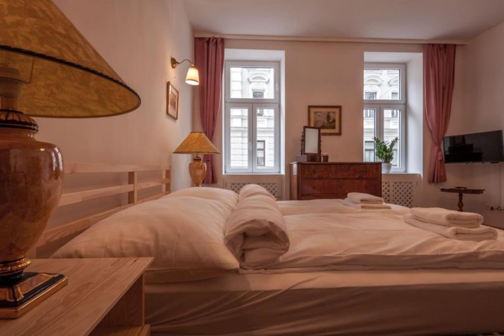 Vienna-Flats Self Check-In Apartman Kültér fotó